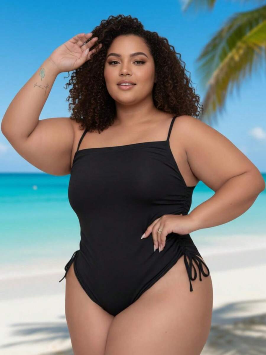 Maiô plus size preto, peça única com alças finas e amarração nas laterais, tecido elástico médio, casual e elegante para praia - Preto - Visão 1