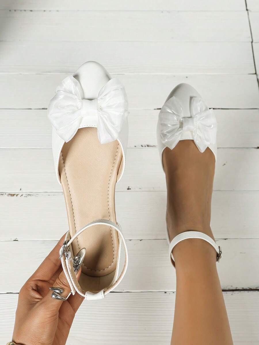 1 Pair Teenage Girls' Fashion Flat Loafers, Casual Slip-On Comfortable Oxfords Suitable For Outdoor Activities, Black Leather Shoes For Big Girls, Party & Work - White - View 1