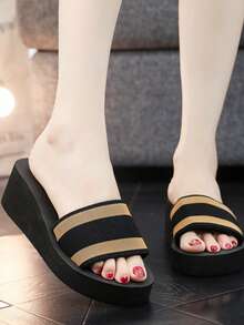 Sandálias Slide de Plataforma Cunha Listradas Cáqui Femininas, Estilo de Férias, Chinelos Grossos para Uso Externo