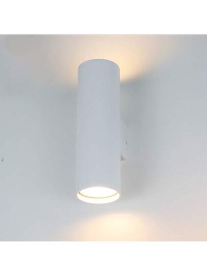 Alpinaluz Wand Light: Dual Verlichting Up Down, Wit Aluminum, GU10 Sockets, Bulbs Not Included. view 4