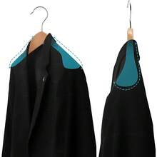 天然樟木裤架，带夹子，实木防滑衣架，适用于牛仔裤和休闲裤，360°旋转挂钩，方便取用且牢固，节省衣柜空间，可收纳西裤、牛仔裤和修身裤，天然木材散发淡淡清香，耐用夹子系统，坚固的衣架套装，适用于家庭衣柜收纳 - 彩色 - 查看 5