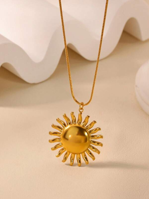 1PC Vintage Sun Necklaces For Women 18K Gold Plated Stainless Steel Geometric Sun Pendant Necklace Party Christmas Jewelry Gift