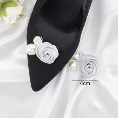 2pcs Minimalist Luxury Floral Faux Pearl Rhinestone Detachable Shoe Clips