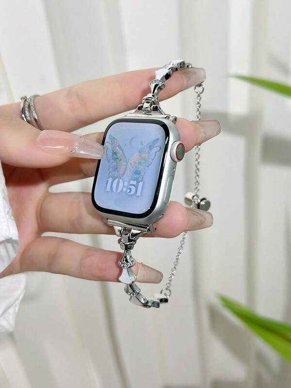 1PC Fashionable Alloy Shell Shaped Diamond Studded AppleWatch Bands, Compatible With AppleWatch 38/40/41/42/44/45/46/49mm, Suitable For The AppleWatch Series Ultra/SE/11/10/9/8/7/6/5/4/3/2/1, With Adjustable Length And Easy Operation. It Is A Fashionable Accessory Strap Suitable For Girlfriends And Family (Strap Only, Watch And Case Not Included)