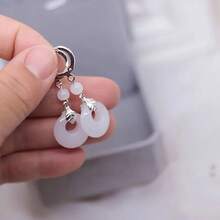 One Pair Vintage Long Peace Buckle Earrings Elegant Romantic Decorative Ear Ornament 2026 Classic Popular Fashion Accessory Retro Exquisite Outline Graceful Romantic Vibe Versatile Daily Styling Design Perfect For Summer Seaside Beach Leisure Time Graduation Season Travel Trip Holiday Vacation Camping Gathering Party Banquet Daily Casual Outfit Matching For Fashion Lovers - xanh vàng - Xem 3