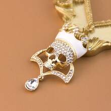 1pc Fashionable Egg Crystal Women Brooch, Gold Plated Christmas Scarf Dress Pin, Birthday Party Valentine Gift