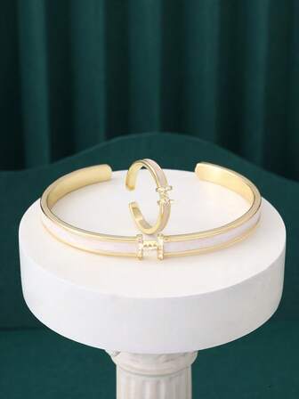 两件套，一枚戒指+一个手镯，时尚高端油滴形H型开口手镯，适合日常通勤