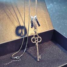 Fashion Sweater Chain Women's High-End Sense Light Luxury Long Necklace Niche Personality Versatile Autumn And Winter Jewelry Pendant - 5.藍水滴羽毛 - 查看 7