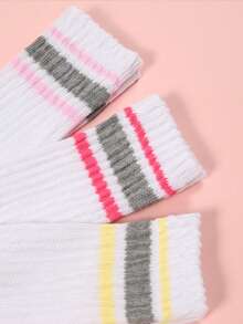 1/3 Pairs Women's Autumn/Winter Striped & Solid Color Crew Socks, Versatile Wear For Daily, Gift, Office, Home, Sports