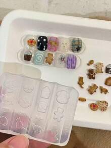 1 件卡通纽扣、钥匙扣、心形锁、水果、星星、小猫、饼干形状透明硅胶美甲模具，创意装饰配件