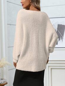 Plus Size Solid Color Batwing Sleeve Loose Pullover Sweater - Apricot - View 2
