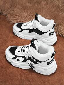 1 Pair WARRIOR Men's Thick Sole Snow Sports Shoes, Lace-Up Soft Bottom Casual Shoes, Low-Top Outdoor Flat Shoes, Suitable For Spring/Autumn Commuting, Student Graduation Photos, Low-Top Leather Sports Skateboard Shoes - White - View 4