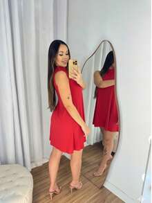 Sleeveless High-Neck Dress, Loose Fit, Elegant Everyday Fashion. - Red - View 2
