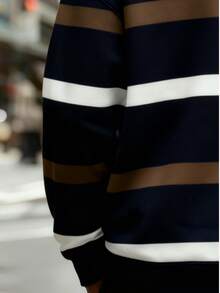 经典条纹印花男士加大码套头连帽卫衣，休闲个性化翅膀标志套头卫衣，适合日常穿着和户外跑步，长袖上衣 - 彩色 - 查看 7