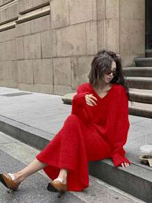 两件套百搭时尚女式毛衣套装，棕色V领长袖针织上衣搭配美人鱼长裙，纯色优雅针织两件套，适合秋冬季外出穿着。 - 紅色 - 查看 8