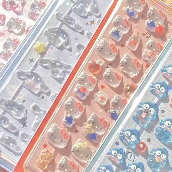Sanrio 1 pieza de pegatina de piedras preciosas del dibujo animado de Sanrio Hello Kitty | Pegatina de acrílico 3D hecha a mano | Pegatina tridimensional | Decoración de equipaje, juguetes hechos a mano para niñas, regalos | Rompecabezas DIY para ensamblar | Decoración de dibujos animados para equipaje, guitarra, taza de agua, funda de teléfono, computadora portátil, regalo de calcomanías, pegatinas