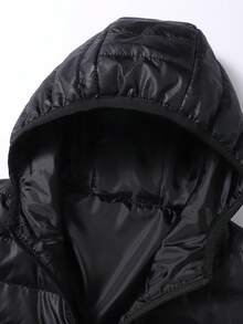 男士长袖秋冬绗缝轻薄保暖连帽外套，休闲日常及徒步外套 - 黑色 - 查看 5