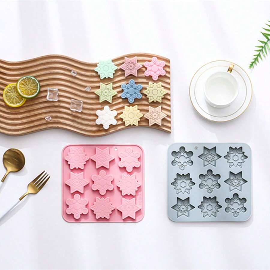 Christmas Silicone Molds  Soft Snowflake Molds For Cake Ice Cube Candy Jelly Chocolate Soap Cement And More - 淺藍色 - 查看 1