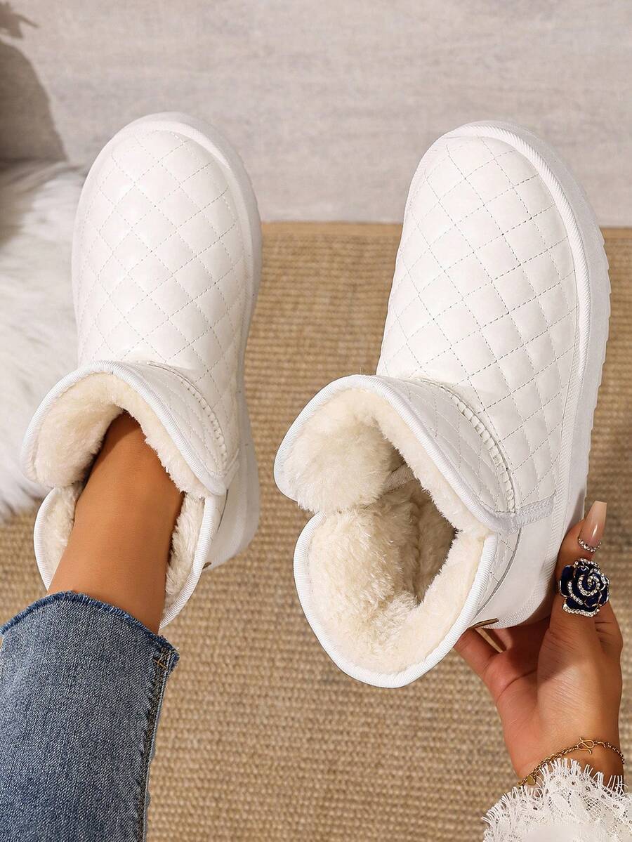 Women's Solid Color Argyle Letter Vacation Party Preppy College Unisex Fashion Punk Avant-Garde Street Retro Gothic Outdoor Casual Western Style Commuter Frayed Edge Thermal Lined Pure Metal Letter Patch Criss-Cross Strap Buckle Fashion Versatile Indoor Warm Waterproof Non-Slip Slip-On Shoes Beach Holiday Wedding Party Office Home Gym Outdoor Winter Outdoor Plus Size Thick Bottom Lightweight Snow Boots Simple Casual Thermal Lined Short Boots,Fur Boots