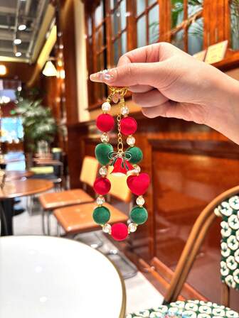 1 PC Christmas Bell Keychain Party Faux Pearl Four Season Christmas Gifts Women Keychain Gifts For Mum Secret Santa Gifts Friend Gifts Keychains For Bag Christmas Accessories Sister Bag Accessories Bag Charms Car Accessories Car Accessories Teacher Gift Ideas
