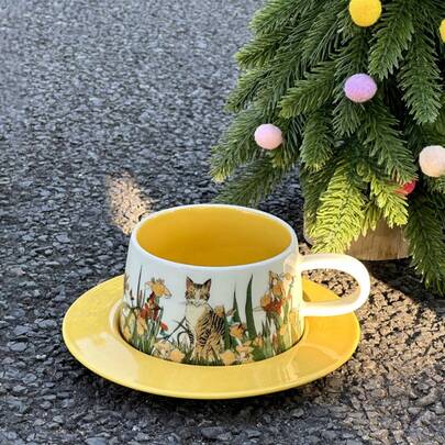 1pc Cat Story Coffee Cup And Saucer Set, Ceramic Coffee Cup And Saucer Set, Suitable For Home Or Office, Cafe, Ideal For Various Cold And Hot Beverages, Milk, Coffee, Hot Cocoa, Juice, Latte, Perfect As A Gift For Family Or Friends During Festivals