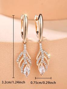 1 Pair Of Elegant And Stylish Feather-Inspired Earrings For Women-Perfect As Everyday Jewelry Or As A Gift For Her - Yellow Gold - View 5