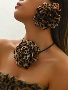 1 Set Vintage Leopard Print Fabric Flower Decor Exaggerated Hoop Earrings & Necklace, Casual & Fashionable European And American Style