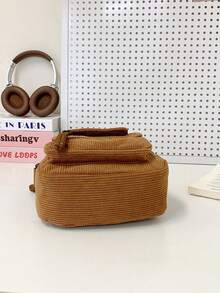 Diese Mini-Cord-Umhängetasche hat einen Reißverschluss und einen verstellbaren Schultergurt. Modisch und vielseitig einsetzbar, ist sie eine ideale Wahl für den täglichen Gebrauch. Diese quadratische Mini-Vintage-Cord-Tasche hat einen Reißverschluss und einen Schultergurt. Das Mehrtaschenlayout passt perfekt zum täglichen Tragen. - Verschiedenfarbig - Übersicht 6