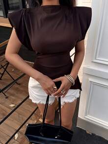 Women's Elegant Solid Color Padded Shoulder Sleeveless Vest, Office Lady Casual Ruffle Asymmetric Zipper Fitted T-Shirt