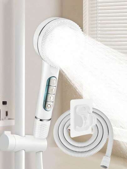 高压手持花洒套装，钢琴键式控制，镀铬表面，可调节喷淋模式，壁挂式安装，为您带来奢华的浴室体验。这款可调节花洒采用耐用塑料材质，是现代浴室的理想之选。
