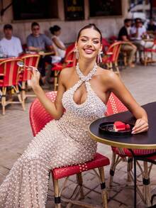 Faeriesty 情人节优雅仿珍珠亮片露背晚礼服，正面钥匙孔设计——修身胸衣饰以闪亮仿珍珠亮片图案，美人鱼式及地长裙，适合盛大晚宴、婚礼、舞会、高档晚宴、生日派对、夏季假日等场合。 - 杏色 - 查看 8