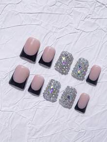 10 Stück Y2K Enten-Mund Aufklebe-Nägel Set - handgefertigt, rosa Nägel, französischer Stil in weiß, handgemachte 3D Blumen, rosa Schleifen und rosa Blumen-Elemente, funkelnde goldene Strass-Akzente - geeignet für Frauen und Mädchen, Party, Hochzeit, Alltag, DIY Nail Art, inklusive Werkzeug-Set. Quadratische Nägel. Handgemachte Fake-Nägel. Kurze Nägel. Nagel-Zubehör