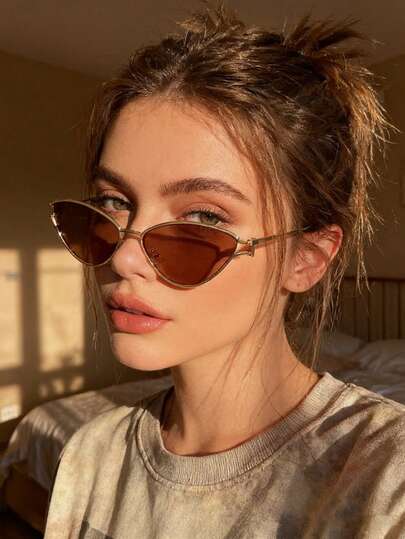 1 pieza Gafas de moda con montura metálica hueca con estilo de ojo de gato, estilo callejero para mujeres, con estilo europeo y americano