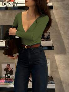DONICY 女款純色深V領露背長袖T恤基礎上衣，百搭風格，適合春夏，街頭風、約會、派對、疊穿、休閒商務、居家穿著、休閒穿著 - 綠色 - 查看 4