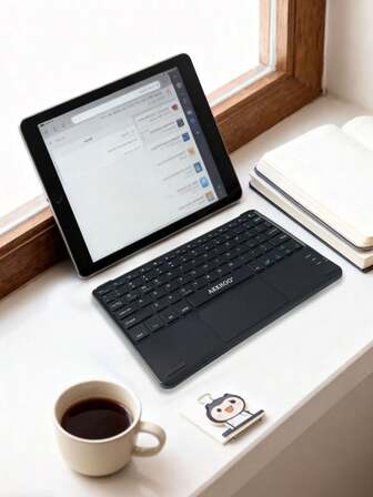 Pekskärmstangentbordet är kompatibelt med surfplattor. Högkvalitativt utseende, tecknad film, pekskärmstangentbord för kontoret, trådlöst smart kontrolltangentbord