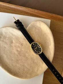 1pc Retro Style Adjustable Ieather Strap Quartz Women's Watch Compact And Perfect For Daily Wear Birthday Gifts - Black - View 3