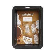 Wiltshire Easybake Oblong Cake Pan 33.5 Cm X 23 Cm Size