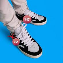 Women's Basic Casual Sneakers With Comfortable High Sole - 黑色 白色 新品 - 查看 4