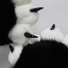 A Pair Of Adorable Plush Cat Paw Gloves-Featuring Soft Fur And Realistic Claws-Perfect For Halloween, Christmas Costumes, And Role-Playing Theme Parties - 黑色 - 查看 3