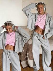 Women's Two Pieces Tracksuit - Zip-Up Hoodie With Pockets + Elastic Waist Sweatpants, Comfortable Loungewear Set