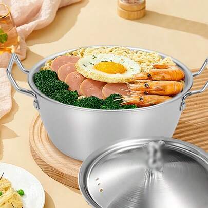 6.7-Inch Cute Bear Lid Stainless Steel Double-Handle Bowl, Home Soup Bowl, Salad Bowl, Mini Stew Pot For Home Use