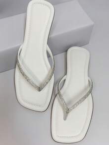 Women's Flat Sandals With Comfortable Shiny Heels - White - View 3