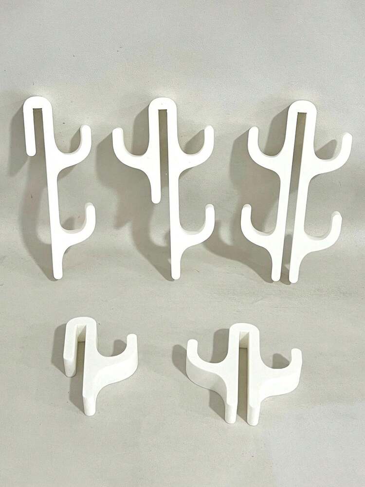 Portable Shower Hook And Glass Door Clip Organizer For Bathroom – Multi-Functional, Space-Saving Shower Accessory With Quick-Install Design, Universal Clip For Towel, Rug, Bath Accessories, Durable, Sturdy Holder For Glass Panels, Ideal For Small Bathrooms, Modern Home Organization Solution, Easy To Use And Clean - Multicolor - View 18