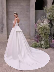 Stunning Square Neckline Satin Wedding Gown - Perfect For Christmas, Halloween, Weddings, Proms & Birthdays - trắng - Xem 3