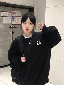黑色
