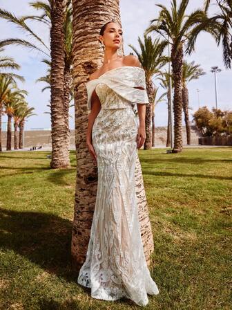 Faeriesty Haute Glamour Elegant Off-The-Shoulder Maxi Formal Evening Gown For Women – Back-Tie Detail & Flattering Mermaid Silhouette, Intricate Sequin & Beaded Design, Perfect For Gala Dinners, Black-Tie Weddings, Award Ceremonies & Luxury Corporate Events New Year Outfit