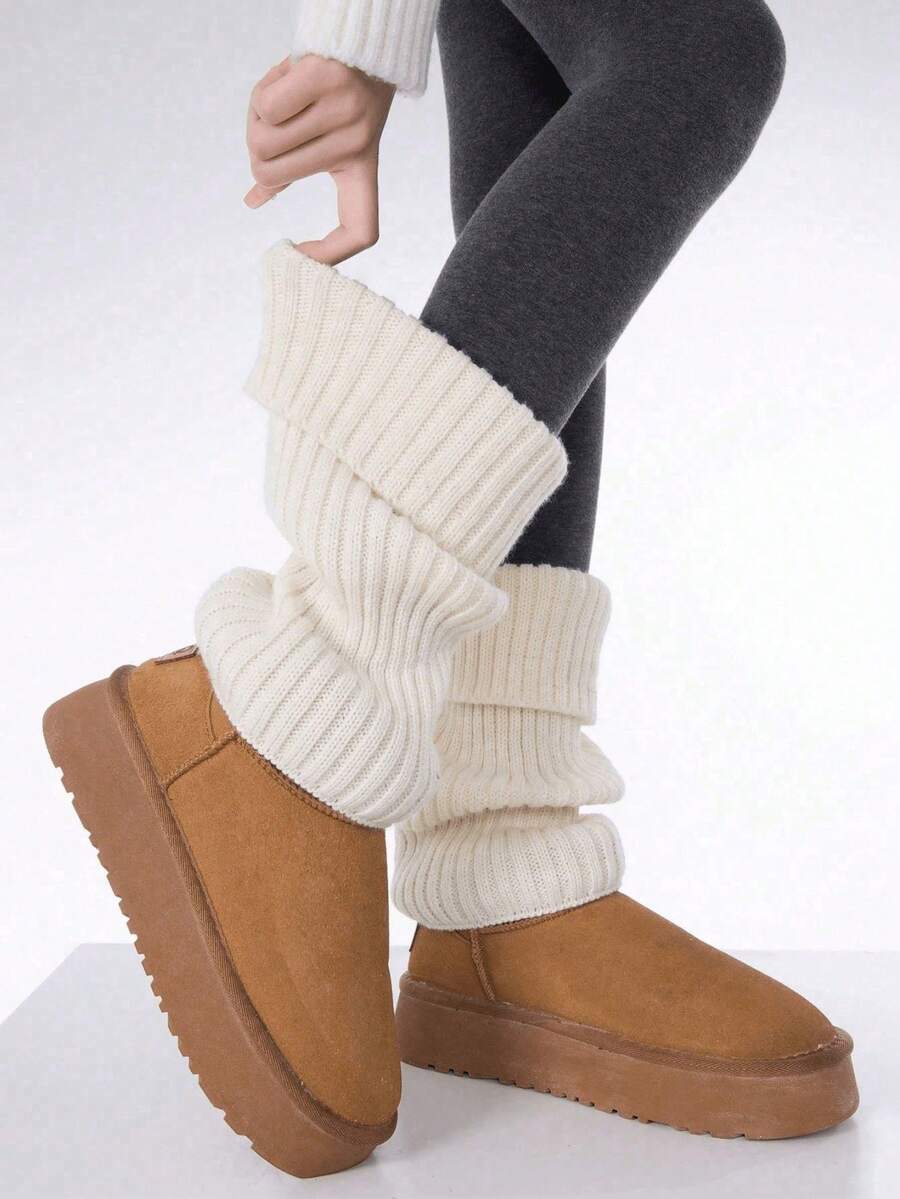 زوج من جوارب الحياكة الدافئة المزخرفة بالخطوط اللونية الصلبة للفتيات للارتداء العادي، مناسبة للربيع والخريف والشتاء