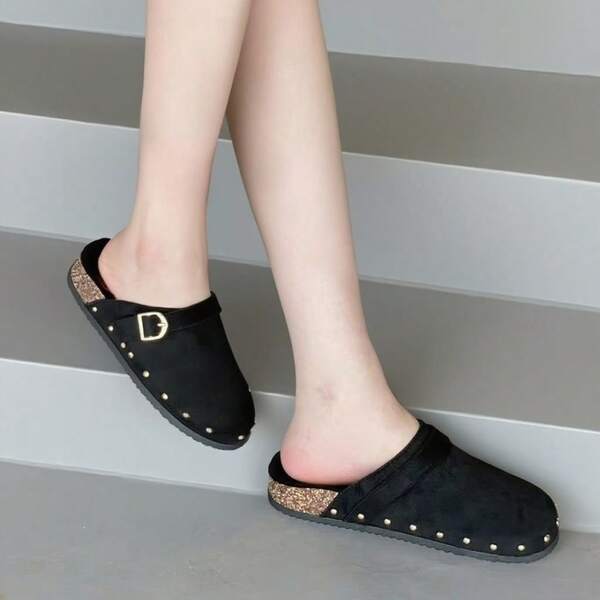 Gefütterte Pantoffeln mit Nieten, geeignet für Innen- und Außenbereich, Herbst/Winter