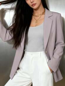 Single-Breasted Lapel Blazer: Sleek Design For Office/Casual Outfits,A Temperament-Enhancing Basic Style! Lapel Single-Button Blazer, The Ultimate Choice For Lazy People's Light Workplace Outfits,New Elegant Single-Button Casual Versatile Suit Jacket, Elegant Loose Version Suit Jacket, Light And Casual Versatile, Niche Design, Daily Commuting Essential. Featuring A Minimalist Lapel And A Slim, Slightly Tapered Waist, This Solid Color Suits Both A Professional, Work-Appropriate Look And A Sophisticated, Everyday Style. A Versatile Piece Suitable For Various Spring And Summer Occasions. - 灰色 - 查看 1