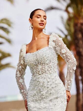 Faeriesty 高级魅力优雅串珠美人鱼晚礼服，方形领口 - 精致的花卉珠饰和珍珠装饰，美人鱼轮廓搭配飘逸的拖尾，适合婚礼、正式晚会、高档晚会和高端招待会